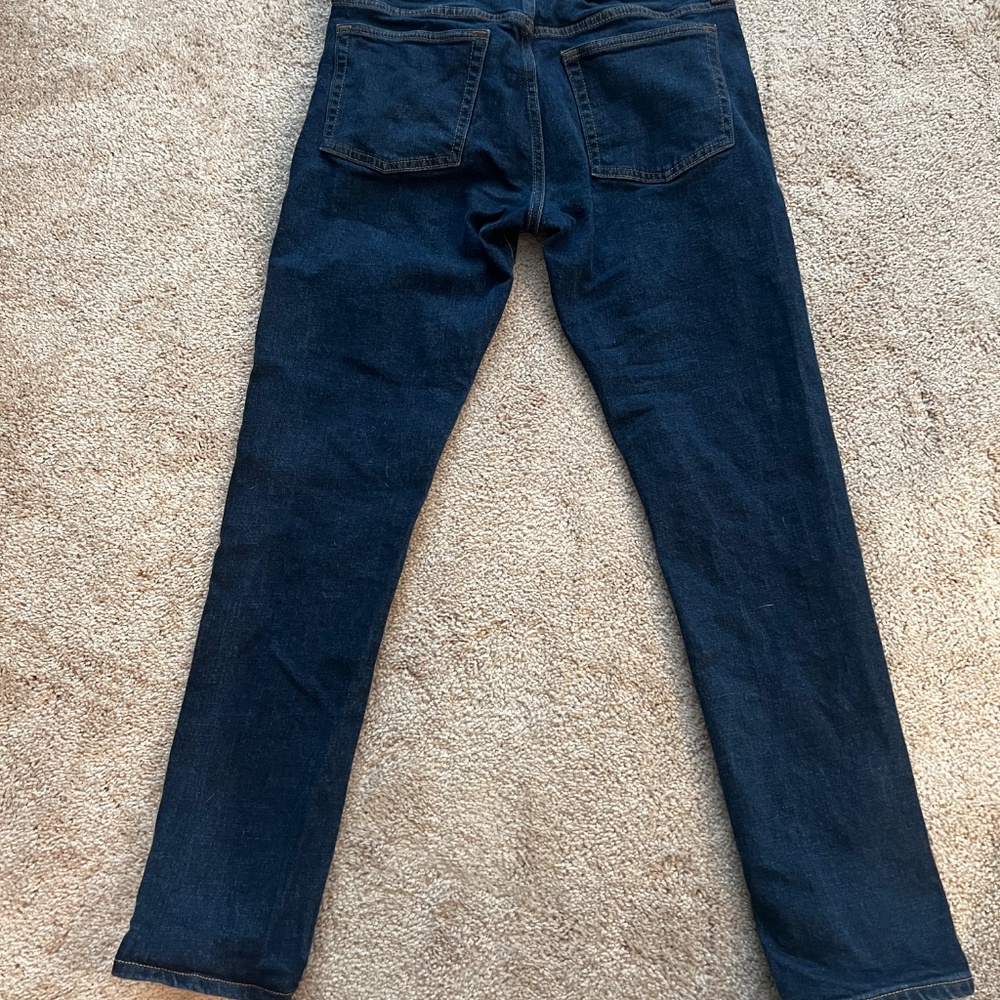 GAP Jeans - Picture 3 of 3